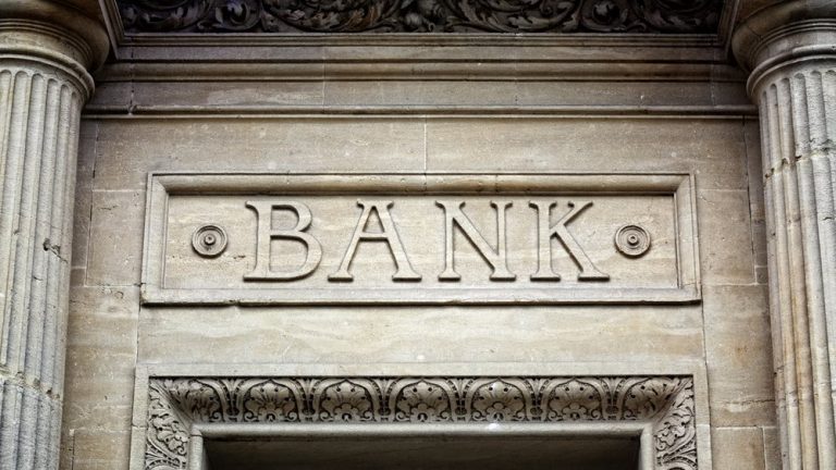 Το βλέμμα στα Βαλκάνια και την Κύπρο στρέφουν οι ελληνικές τράπεζες