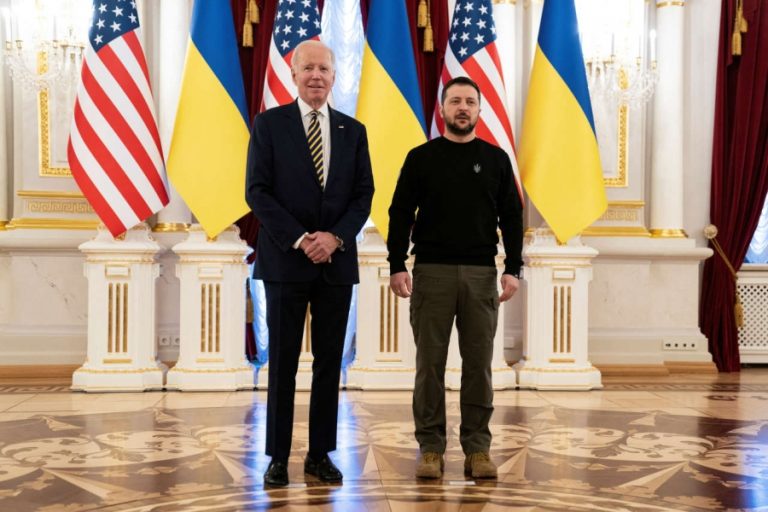 Αίσθηση προκαλούν οι αποκαλύψεις στις ΗΠΑ για την αμερικανική βοήθεια προς την Ουκρανία και που τελικά καταλήγει