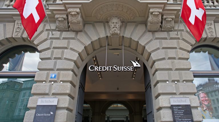 Μια αναδρομή στην όχι και τόσο αθώα ιστορία της Credit Suisse