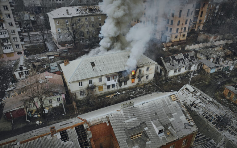 Οι μισθοφόροι της Wagner κυρίευσαν το κτίριο του δημαρχείου της Μπαχμούτ στην Ανατολική Ουκρανία