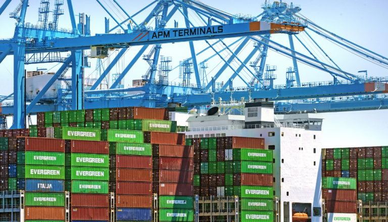 H Maersk σκοπεύει να ενισχύσει την παρουσία της στο λιμάνι του Ρότερνταμ της Ολλανδίας