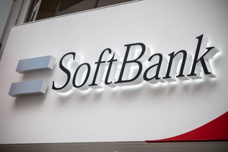 H SoftBank πούλησε μετοχές της Alibaba αξίας περίπου 7,2 δισ. δολαρίων