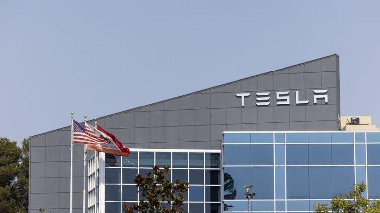 Πρώην υπάλληλος της Tesla πήρε αποζημίωση 3,2 εκατ. δολάρια