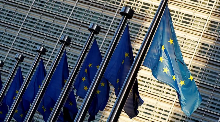 Η Ευρωπαϊκή Επιτροπή φέρεται έτοιμη να καταργήσει τους δρακόντειους δημοσιονομικούς κανόνες του παρελθόντος