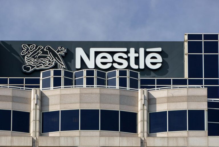Οι νέοι επικεφαλής στους κολοσσούς Nestle και Unilever καλούνται να φέρουν εις πέρας δύσκολο έργο
