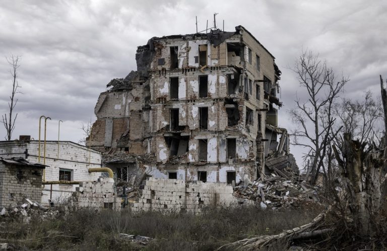 Υπό τον έλεγχο των ρωσικών δυνάμεων βρίσκεται πλέον η πόλη Μπαχμούτ της Ουκρανίας