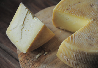 Δημοσιεύθηκε η αίτηση καταχώρισης ονομασίας Προστατευόμενης Γεωγραφικής Ενδειξης (ΠΓΕ) για το τυρί Κασκαβάλι Πίνδου