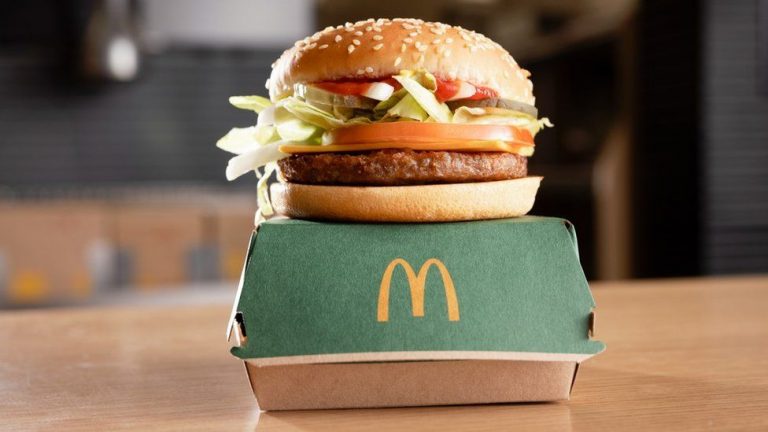 Τα McDonald’s μπαίνουν στο στόχαστρο κολοσσιαίων funds