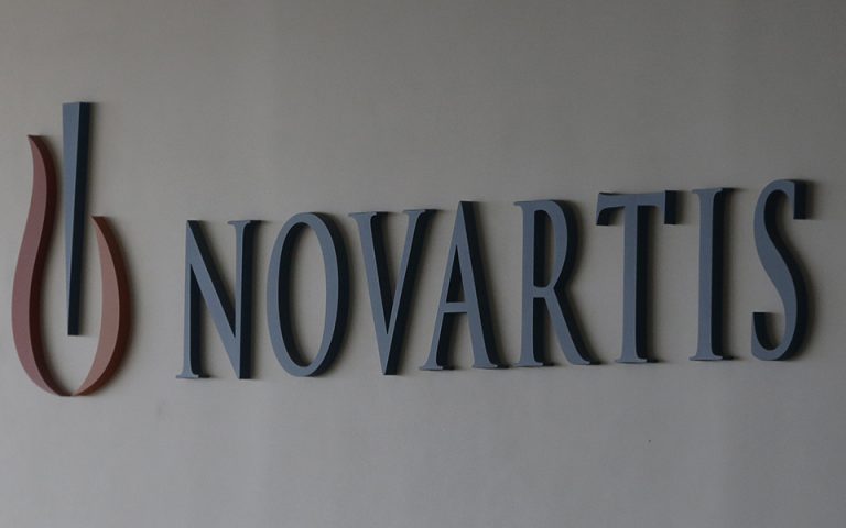 Απαλλάσσονται με βούλευμα Φρουζής – Μανιαδάκης για το σκάνδαλο Novartis
