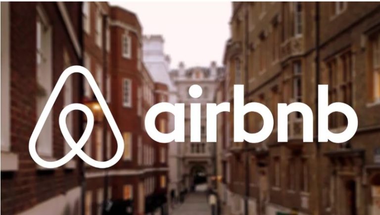 Airbnb: Επαναγορά μετόχων αξίας 6 δις
