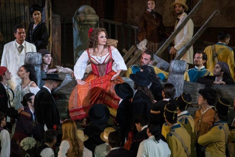 Με την όπερα «Κάρμεν» του Ζορζ Μπιζέ ανοίγουν οι θερινές μουσικές προβολές στον Κήπο του Μεγάρου Μουσικής Αθηνών
