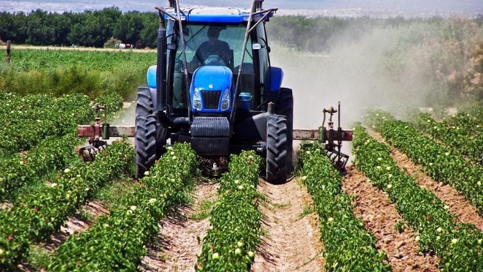 Αγανακτισμένος αγρότης μετά τις εξαγγελίες Μητσοτάκη:”Δεν μπορεί ένας Πρωθυπουργός να μιλάει μόνο για τη Θεσσαλία-Οι υπόλοιποι δεν είμαστε αγρότες”