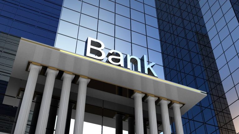 Ακόμη υψηλότερα από τα επίπεδα-ρεκόρ του 2022 αναμένεται να κινηθεί η φετινή κερδοφορία των συστημικών τραπεζών