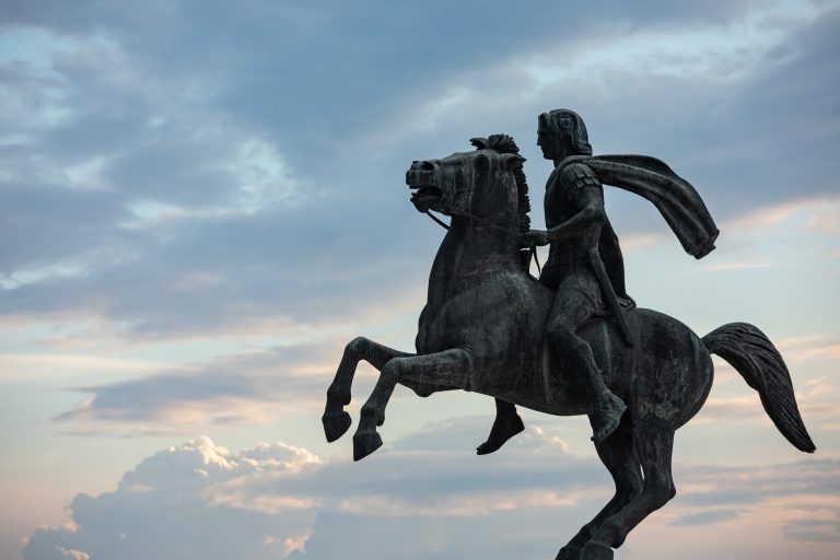 Κ. Βελόπουλος: “Θράσος της ΝΔ η ομιλία Μητσοτάκη στη Θεσσαλονίκη υπό το άγαλμα του Αλεξάνδρου”