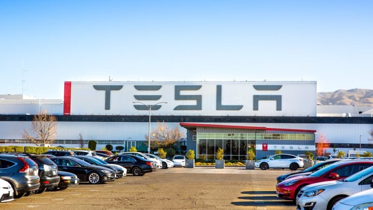Η Tesla κατασκευάζει εργοστάσιο στο Μεξικό ως μέρος της λεγόμενης τάσης του «nearshoring»