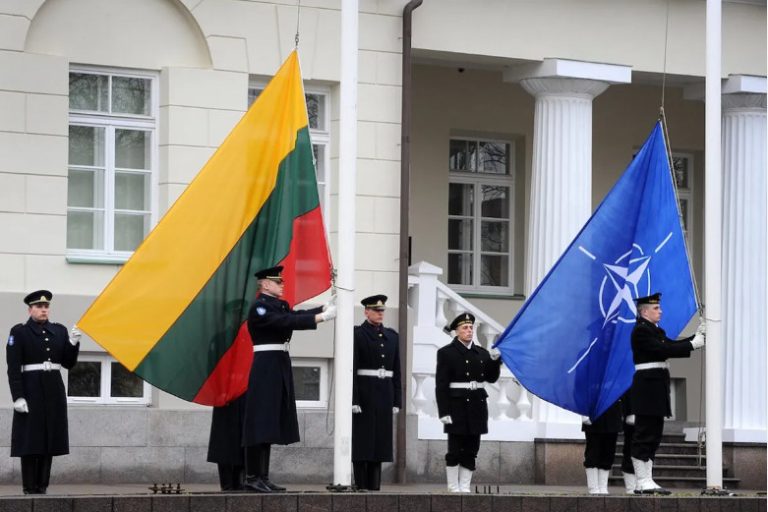 ΝΑΤΟ: Σύνοδο Κορυφής στο Βίλνιους- Θα σήμαινε πόλεμο στην Ευρώπη η απόφαση για χρήση βάσεων του ΝΑΤΟ