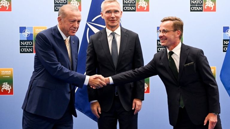 «Ναι» στην ιστορική ένταξη της Σουηδίας στο ΝΑΤΟ είπε ο Τούρκος πρόεδρος Ρετζέπ Ταγίπ Ερντογάν