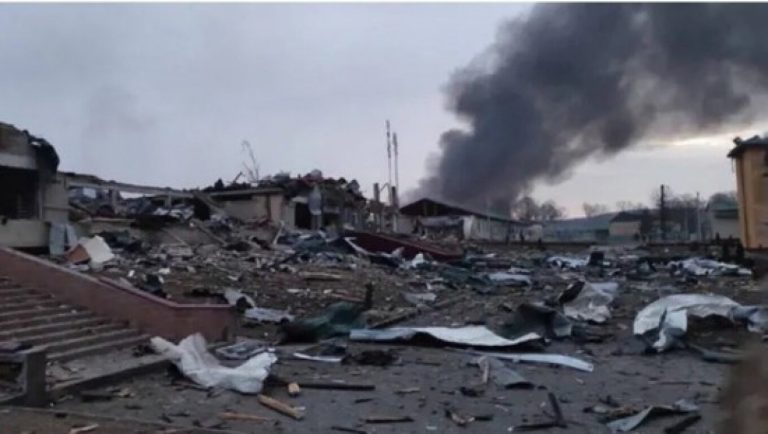 Ουκρανικές αντιαεροπορικές δυνάμεις ενεργοποιήθηκαν για να αποκρούσουν ρωσική αεροπορική επιδρομή στο λιμάνι της Οδησσού
