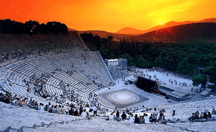 Αρχαίο Θέατρο Επιδαύρου: Οι παραστάσεις που αναμένεται να προβληθούν τον Αύγουστο