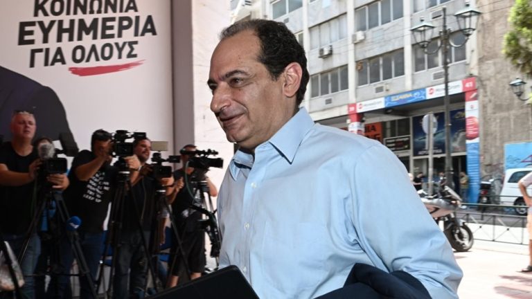 ΣΥΡΙΖΑ: Παραιτήθηκε από την Πολιτική Γραμματεία ο Χρήστος Σπίρτζης