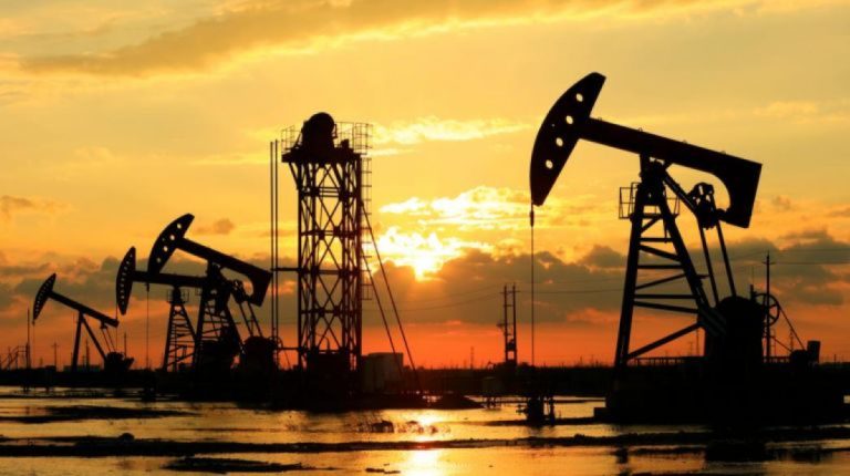 Πετρέλαιο: Παρατείνει τις περικοπές η Σαουδική Αραβία;