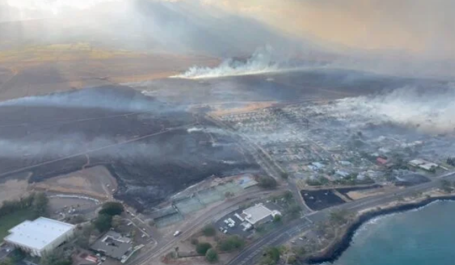 Χαβάη: 36 οι νεκροί από τις πυρκαγιές – Χιλιάδες απομακρύνονται από τα σπίτια τους
