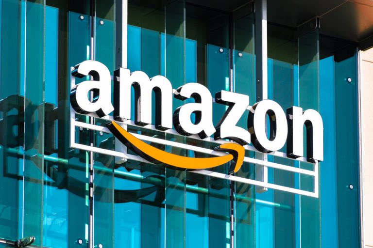 Amazon: Αποσύρεται ο δικαστής της υπόθεσης αντιμονοπωλιακής νομοθεσίας των ΗΠΑ