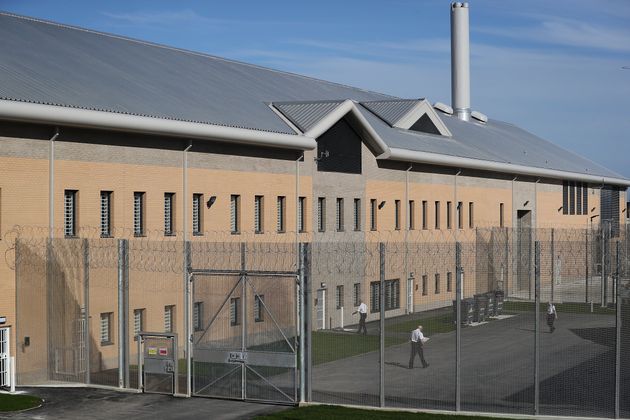 Κρίση προσωπικού σε φυλακή της Βρετανίας λόγω ερωτικών σχέσεων των υπαλλήλων με κρατούμενους