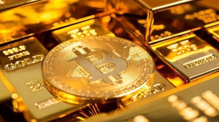 Bitcoin: Άνοδος άνω των 45.000 δολαρίων μετά από δύο χρόνια