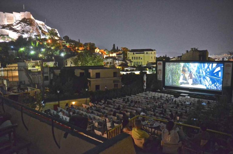 Το ιστορικό Cine Paris επαναλειτουργεί ανακαινισμένο υπό την επιμέλεια του Cinobo