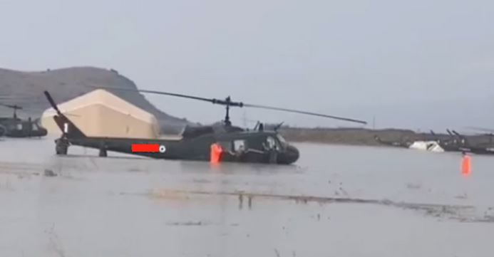 Eπιθετικά ελικόπτερα Apache και  Heuy, κατάντησαν… υποβρύχια