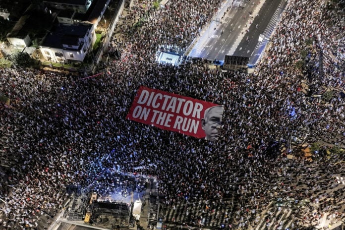 Τελ Αβίβ: Περισσότεροι από 100.000 διαδηλωτές κατά του Νετανιάχου