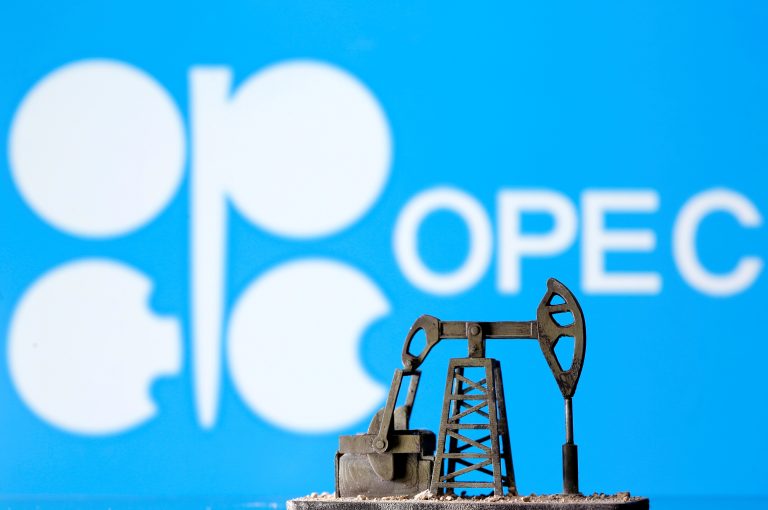 OPEC: Συνεδριάζει σήμερα για περαιτέρω περικοπές στην παραγωγή πετρελαίου