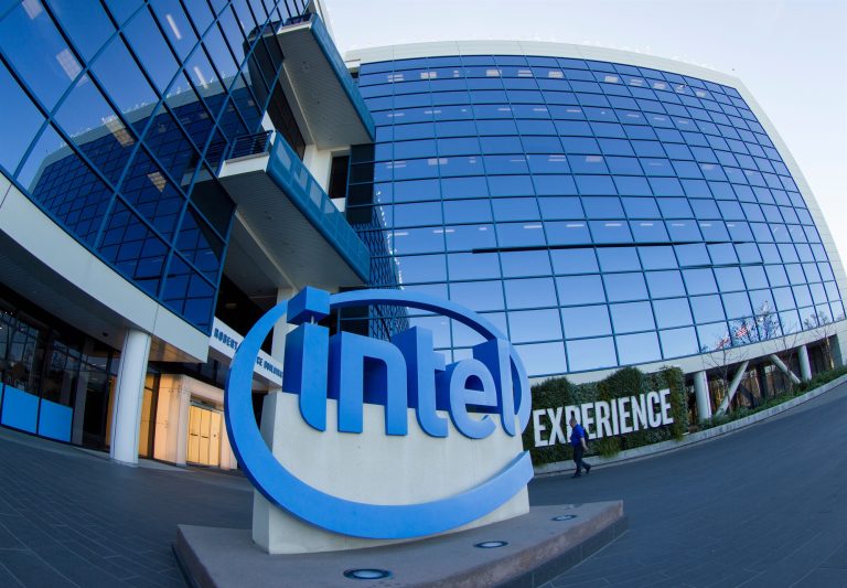 Intel +1,05%: Ξεκίνησε η παραγωγή στο νέο εργοστάσιο στην Ιρλανδία!