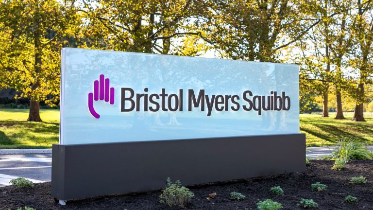 Bristol-Myers: Εξαγοράζει την Mirati Therapeutics
