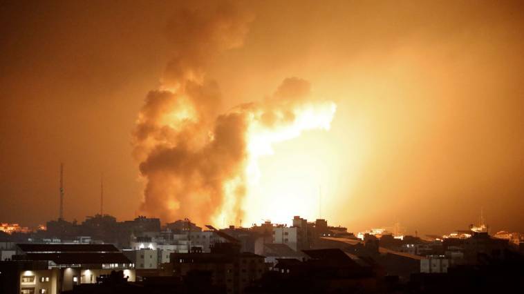 Ολονύκτιοι σφοδροί βομβαρδισμοί στη Λωρίδα της Γάζας