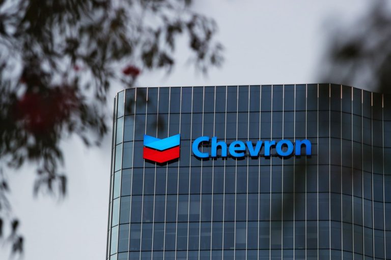Chevron: Συμφωνία 53δισ. δολαρίων για την εξαγορά της Hess