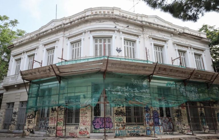 Το ΣτΕ απέρριψε το αίτημα του Συλλόγου Ελλήνων Αρχαιολόγων για το κτίριο στην Ερμού