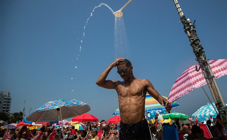 “Βράζει” η Βραζιλία, στους 58,5 βαθμούς Κελσίου ο υδράργυρος