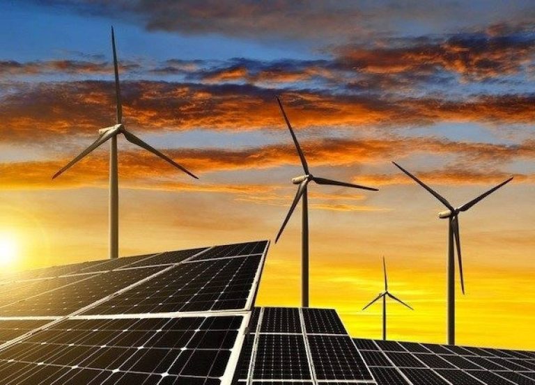 Η Ελλάδα στο Top 3 του προσαρμοσμένου δείκτη ελκυστικότητας ανανεώσιμων πηγών ενέργειας