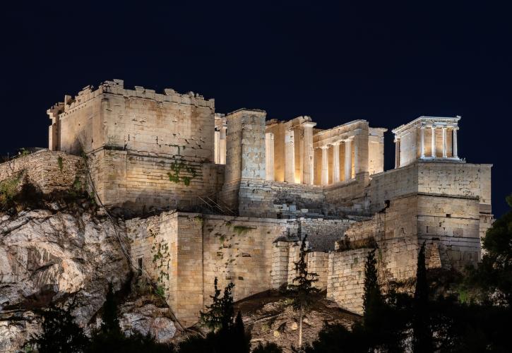 Αλλάζει η τιμή των εισιτηρίων σε  μουσεία και αρχαιολογικούς χώρους – Στα 30 ευρώ η είσοδος στην Ακρόπολη