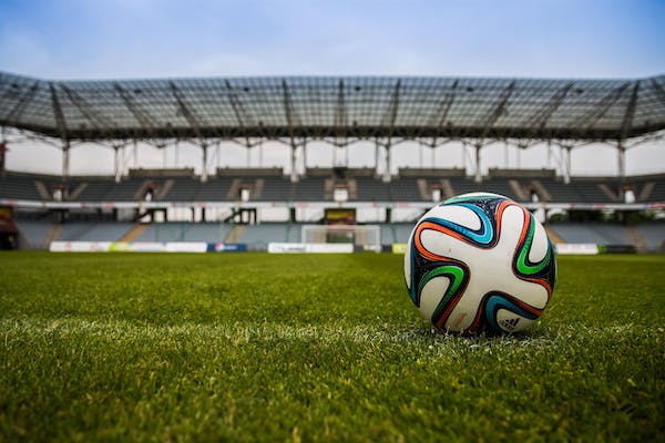 Ποιες είναι οι ευρωπαϊκές ποδοσφαιρικές ομάδες που έχασαν πάνω από 50 εκατ. ευρώ το 2023