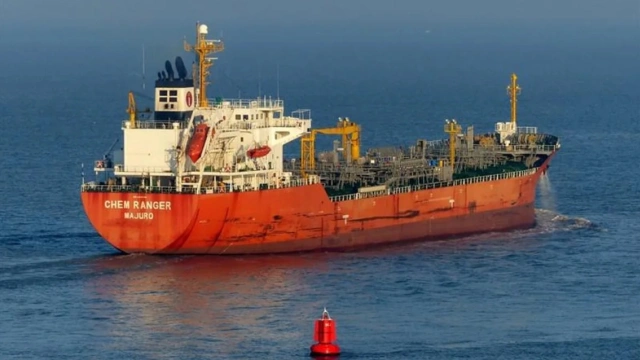 Οι Χούθι ανέλαβαν την ευθύνη για την επίθεση σε δεξαμενόπλοιο που διαχειρίζεται ελληνική ναυτιλιακή εταιρεία