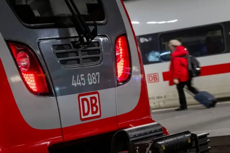 Γερμανία: Ζημιές 1 δισ. στη βιομηχανία από την 6ήμερη απεργία στα τρένα
