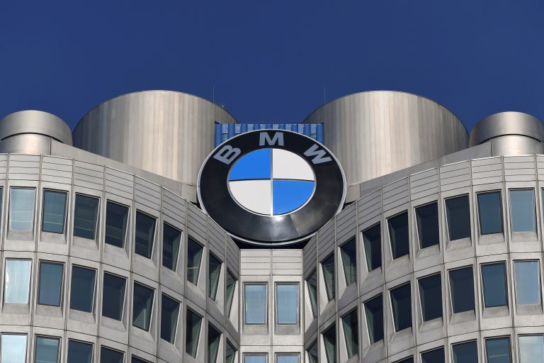 BMW: Ανακοίνωσε νέο ρεκόρ πωλήσεων το 2023