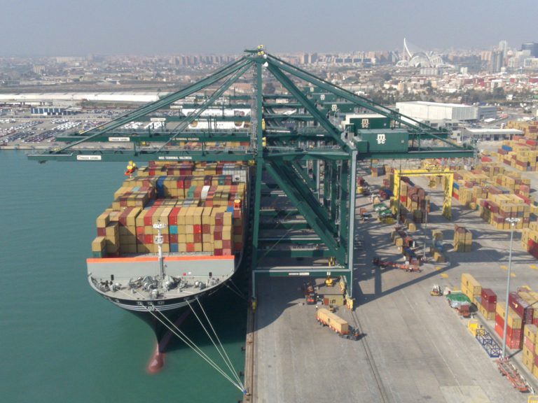 Ποιας Ευρωπαϊκής χώρας τα λιμάνια «χρυσαφίζουν» από… σπόντα λόγω των επιθέσεων των Χούθι;