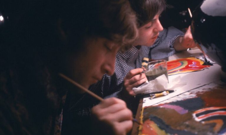 Στη δημοπρασία πίνακας που ζωγράφισαν οι Beatles σε περιοδεία τους στην Ιαπωνία