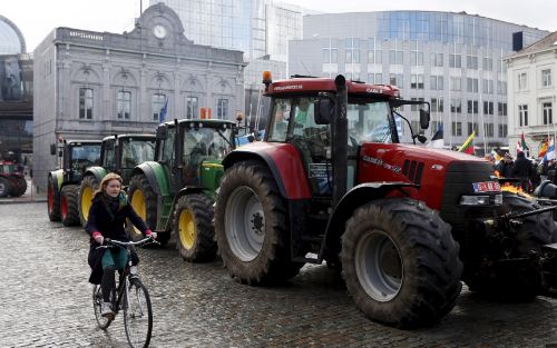 Βρυξέλλες: Μέσα συζήτηση για Ουκρανία και Μέση Ανατολή και έξω… αγρότες