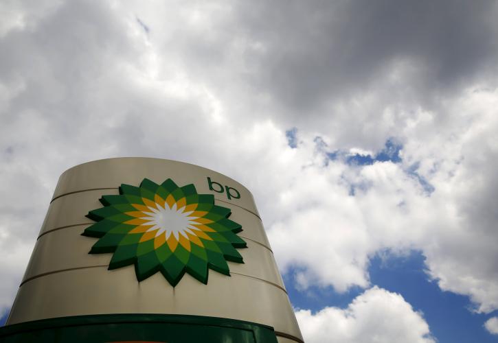 BP: Πτώση στα κέρδη έφερε η μείωση τιμών στα ορυκτά καύσιμα