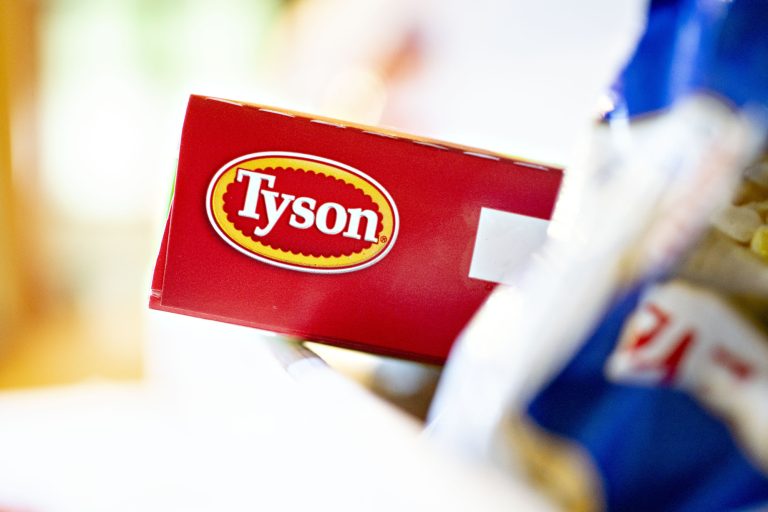 Η Tyson Foods κλείνει το  εργοστάσιο χοιρινών της Αϊόβα
